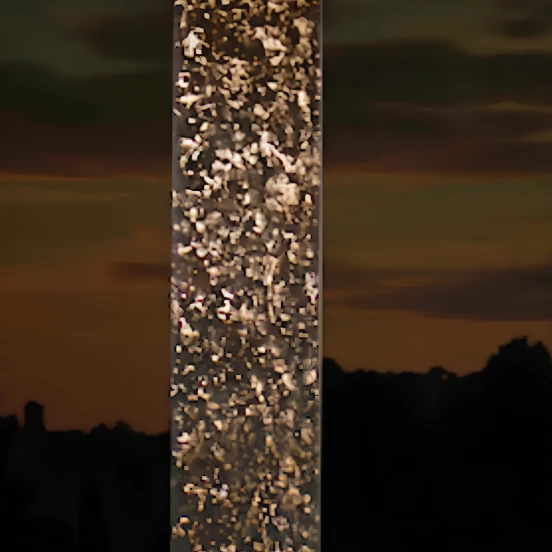 VersusBronze meets architectural glass