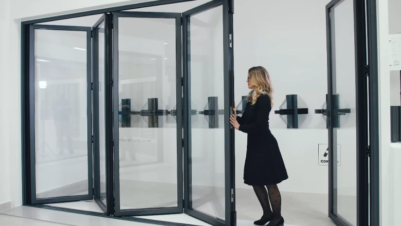 Bi-fold door smooth operation — DiVetro