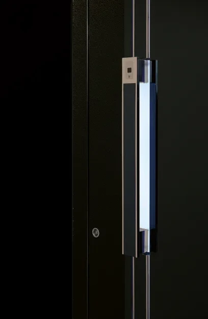 Ultimum Pure Line with OneTouch Handle