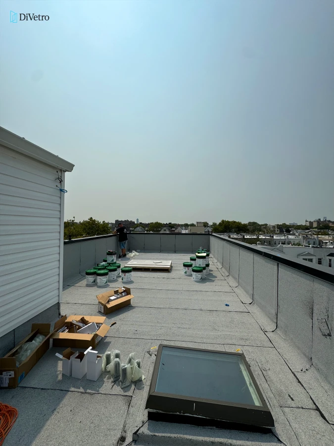 Frameless Rooftop Glass Railings with Skyline Views — Brooklyn, NY (August 2024)