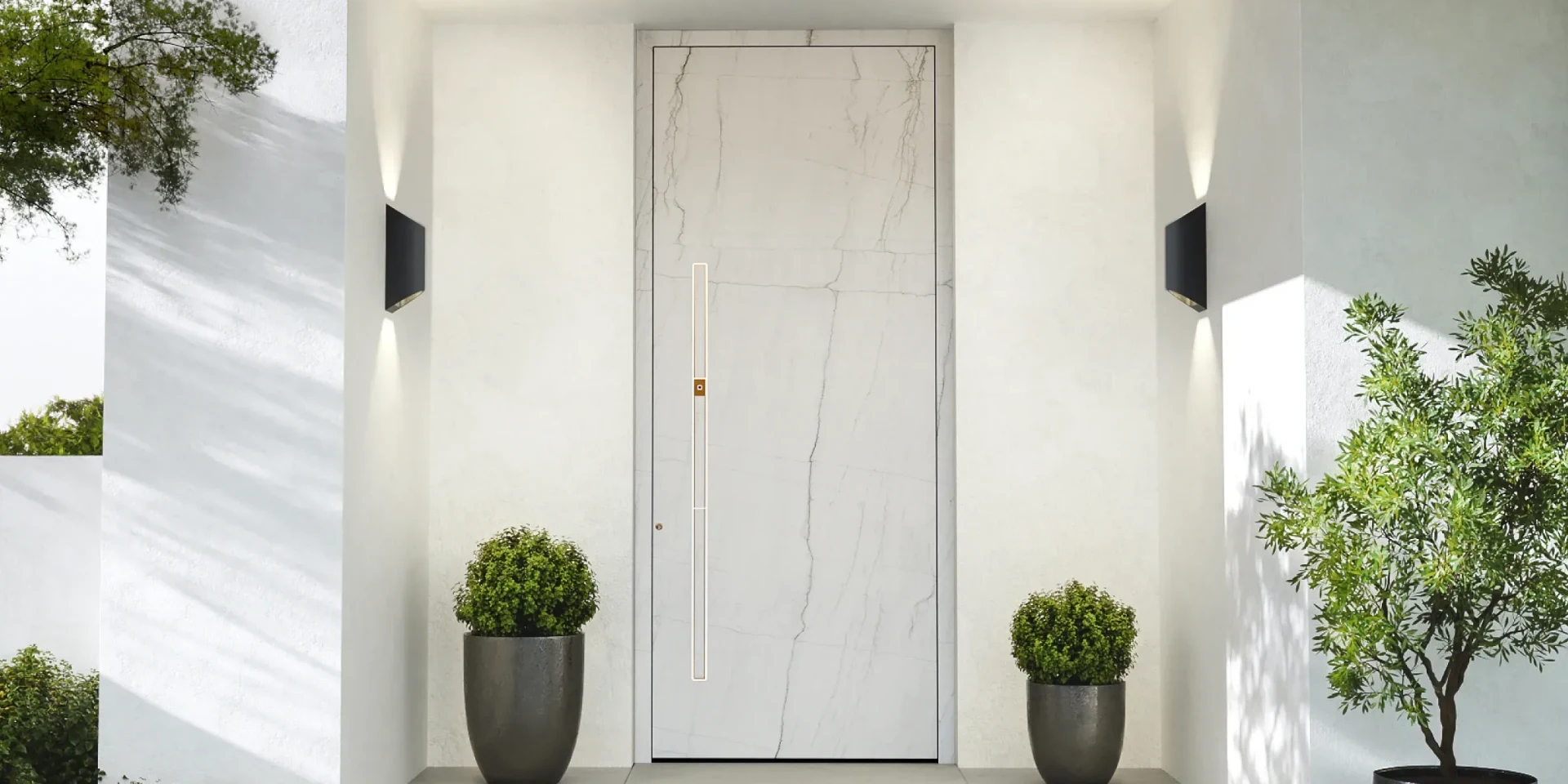 Ultimum Pure Line door with sintered stone