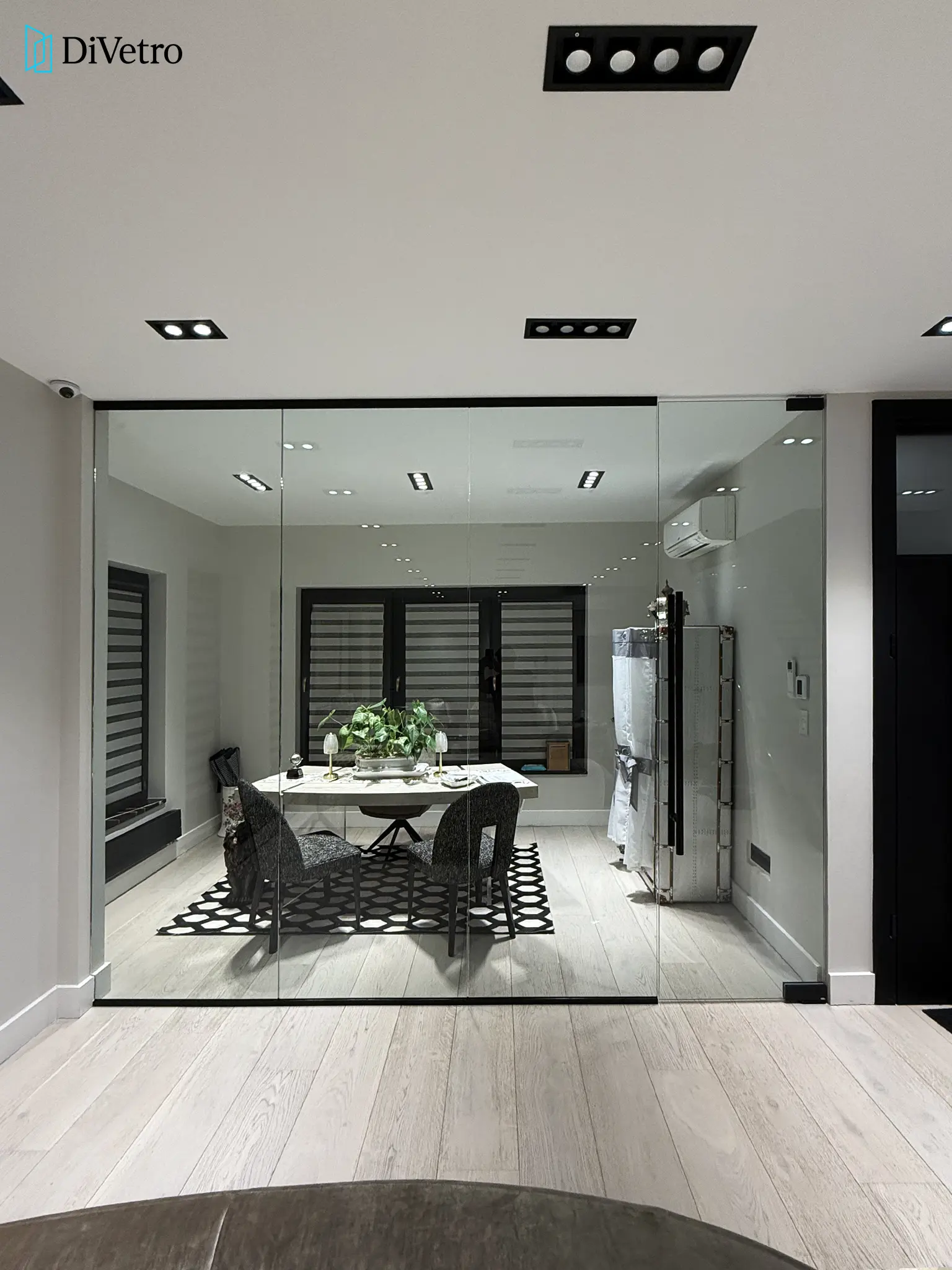 Real project — interior frameless glass partition walls